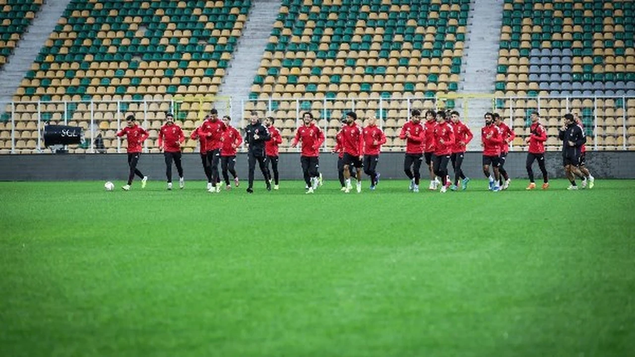 اللمسات الأخيرة.. الأهلي يختتم تدريباته لمواجهة شبيبة القبائل في دوري أبطال إفريقيا